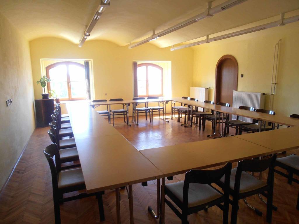 Auberge de jeunesse Martineum Felnőttképző Akadémia à Szombathely Extérieur photo