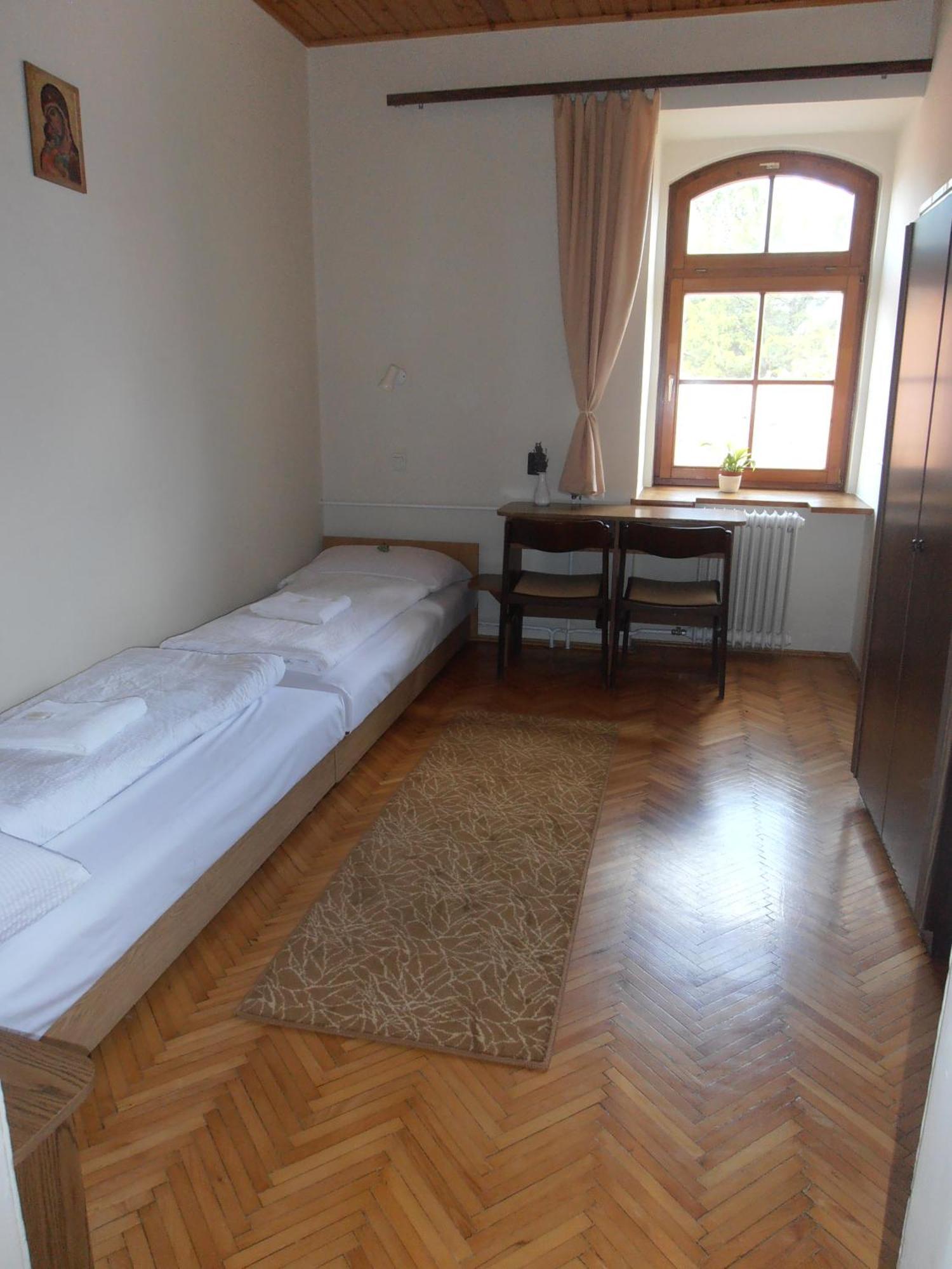 Auberge de jeunesse Martineum Felnőttképző Akadémia à Szombathely Chambre photo